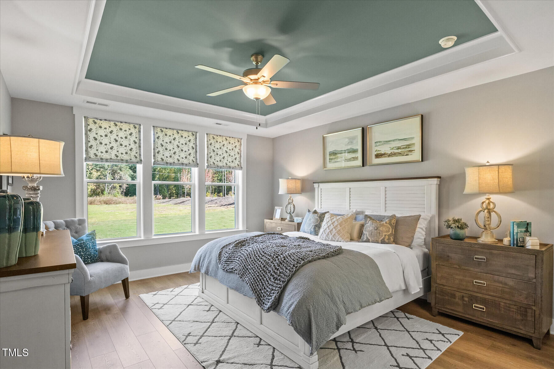 23 W Victoria Ridge Drive 33