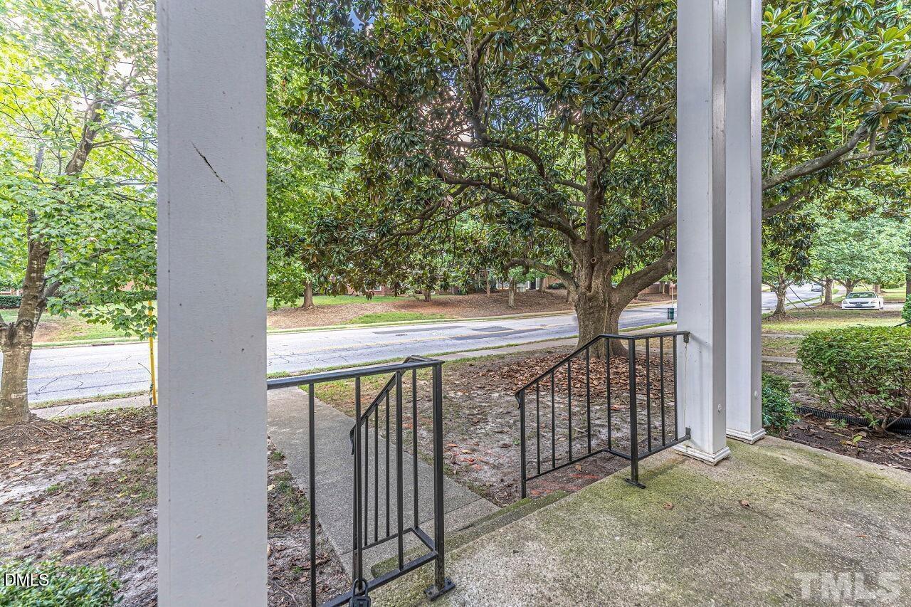 1037 St Marys Street 1037