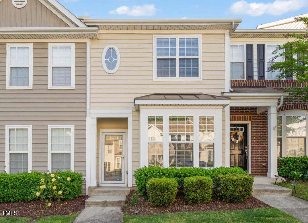 7611 Satinwing Lane