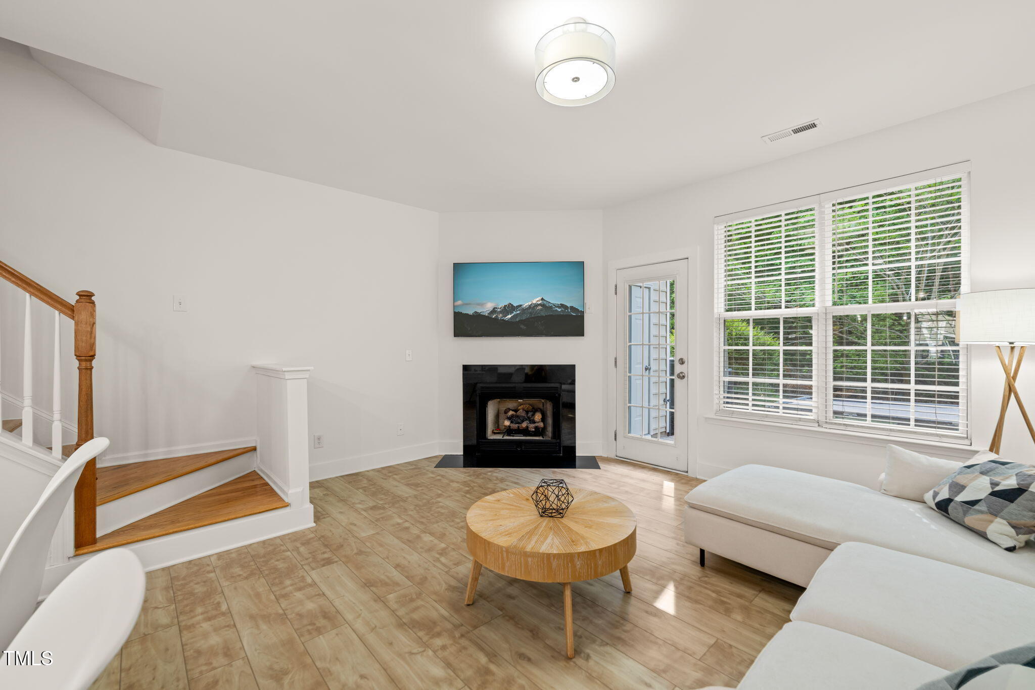 7611 Satinwing Lane