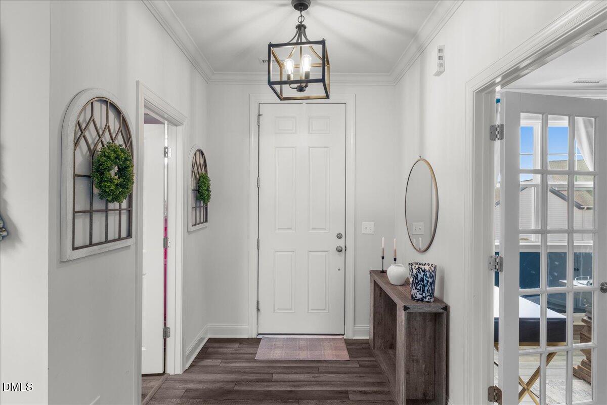 6413 Archwood Avenue