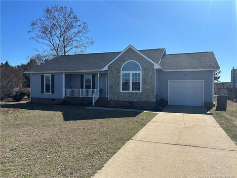 A home in Hope Mills