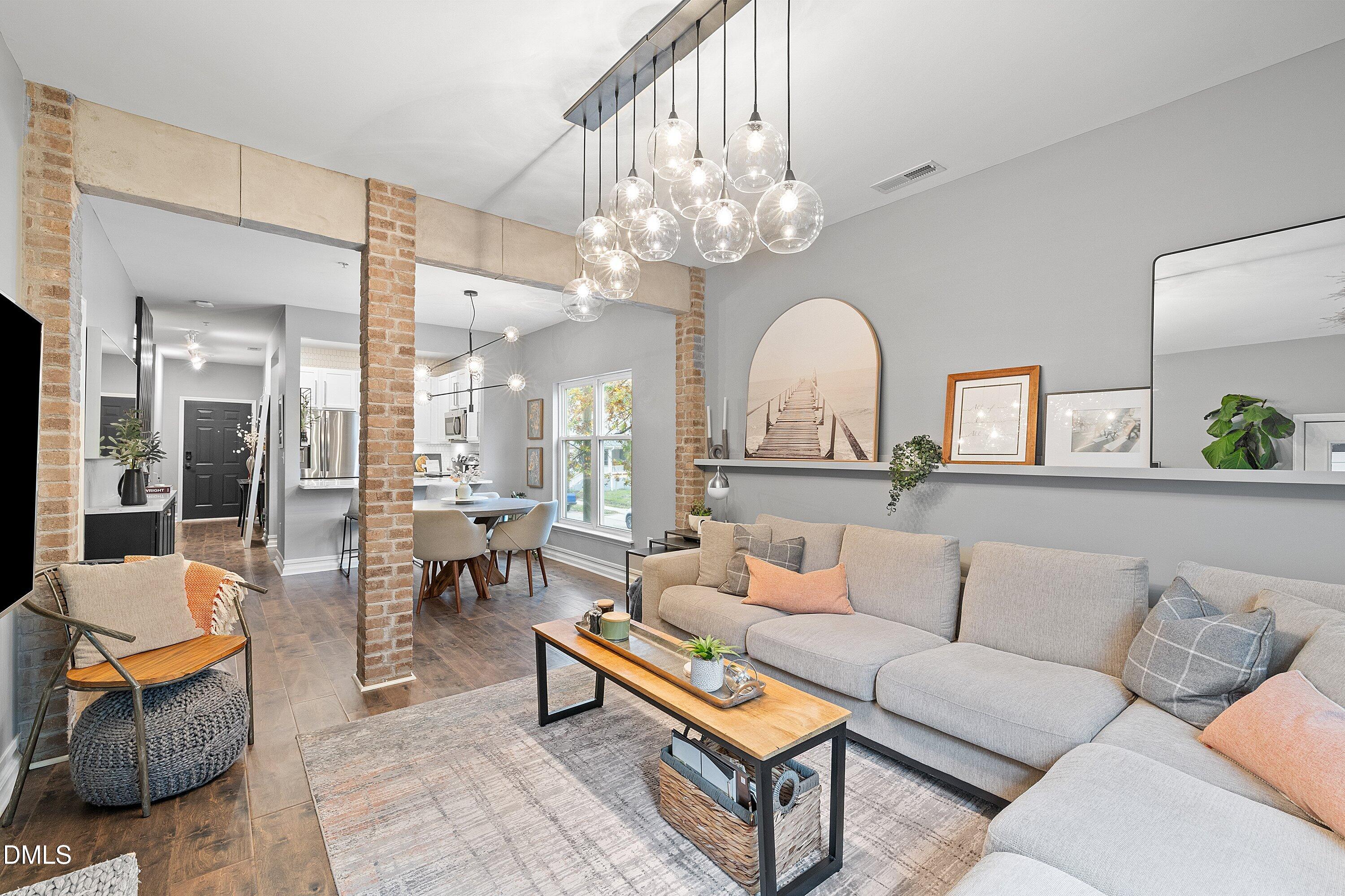 508 S Person Street 207