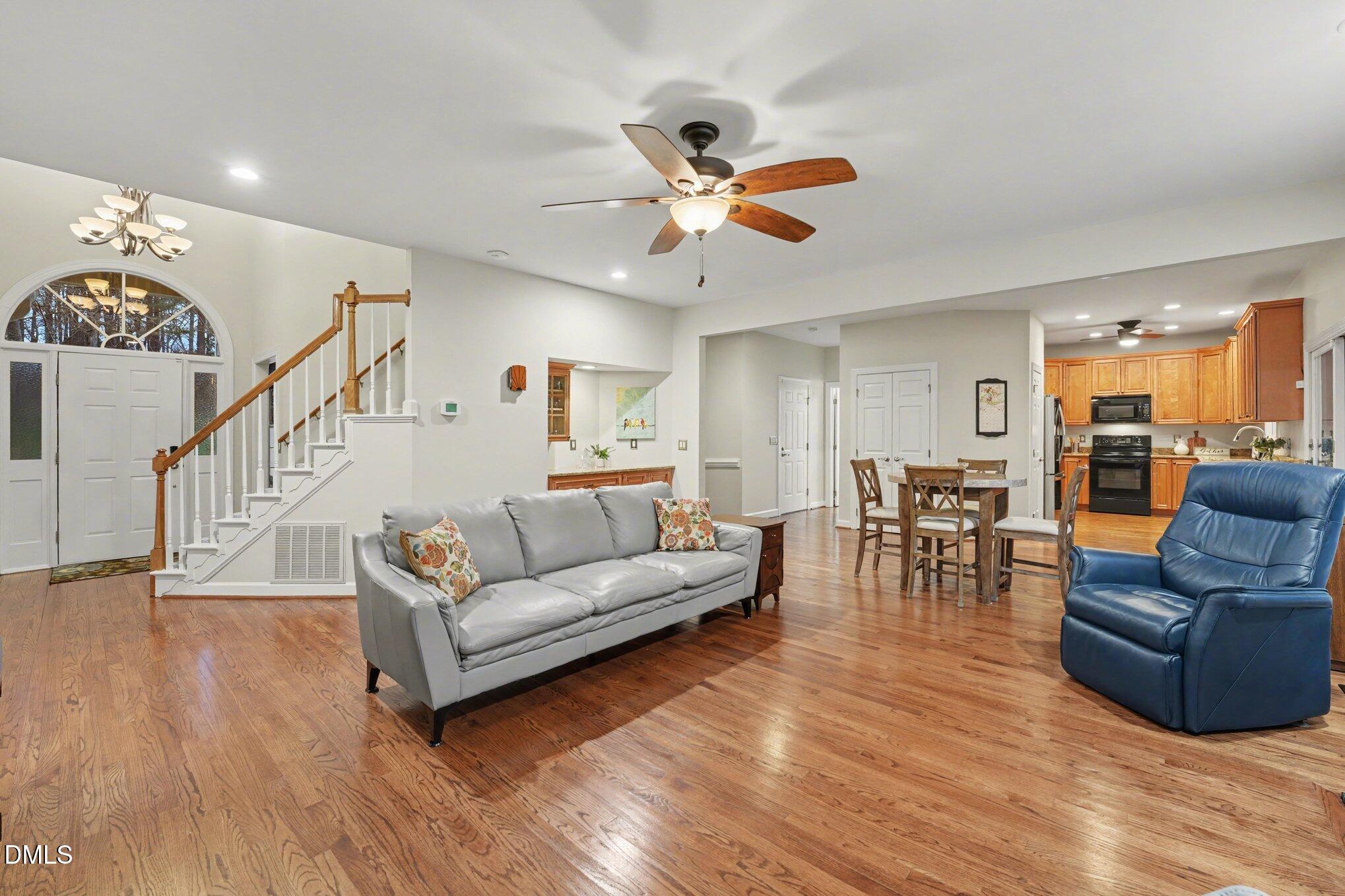 9412 Springdale Drive