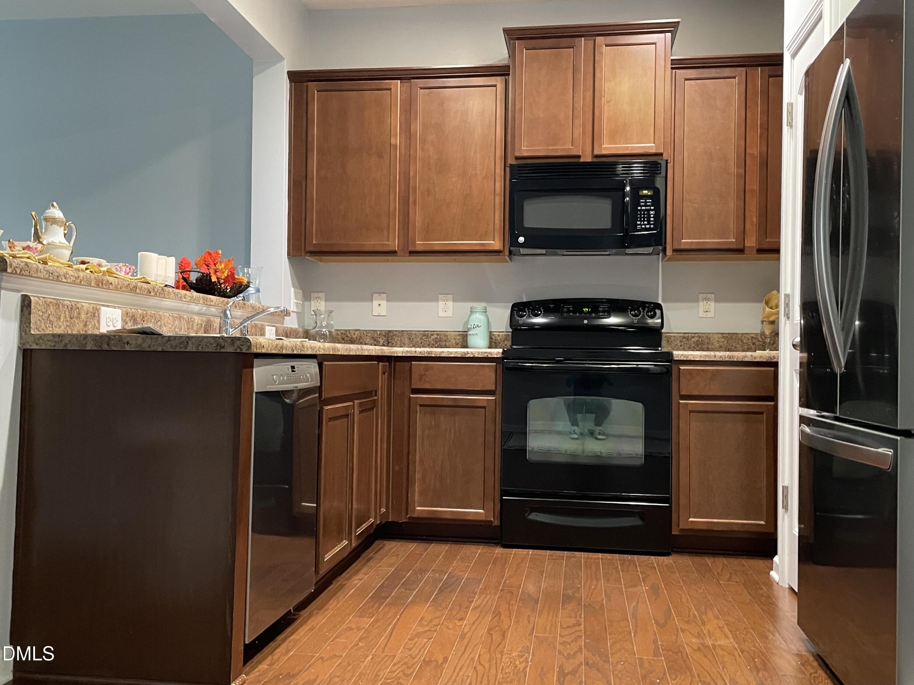 4438 Hillsgrove Road