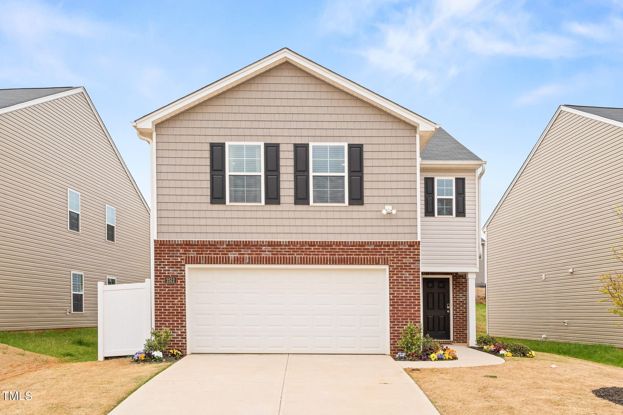 2512 Lily Drive