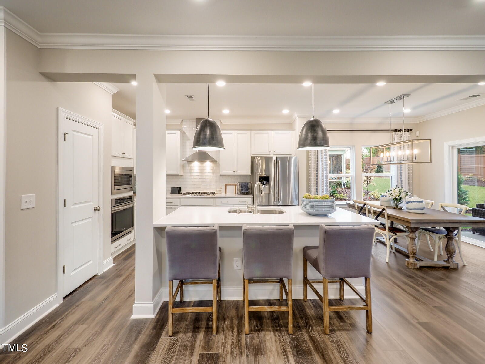 2224 Birdhouse Lane
