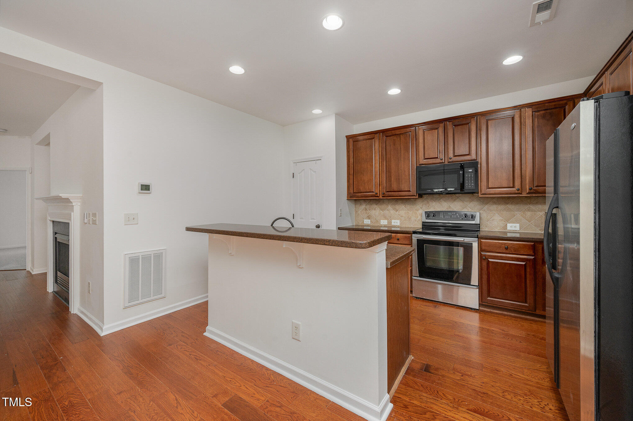 1016 Kingston Grove Drive