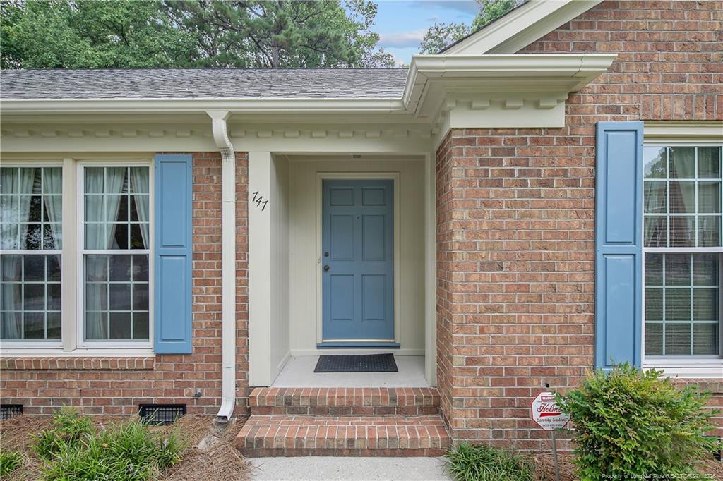 747 Magellan Court