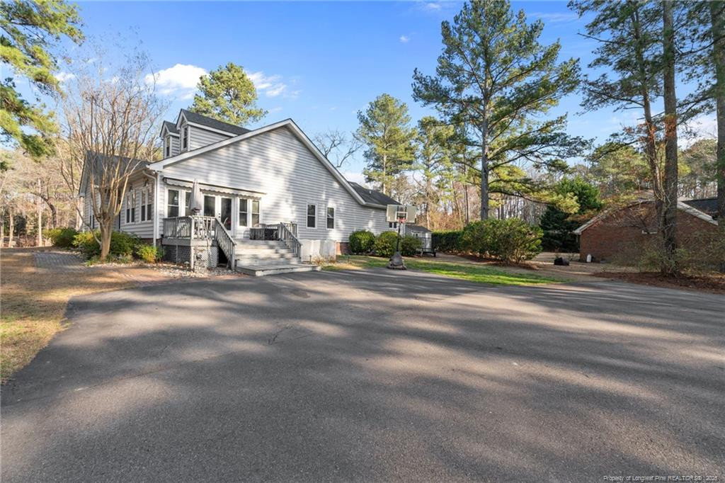 5921 Mockingbird Lane