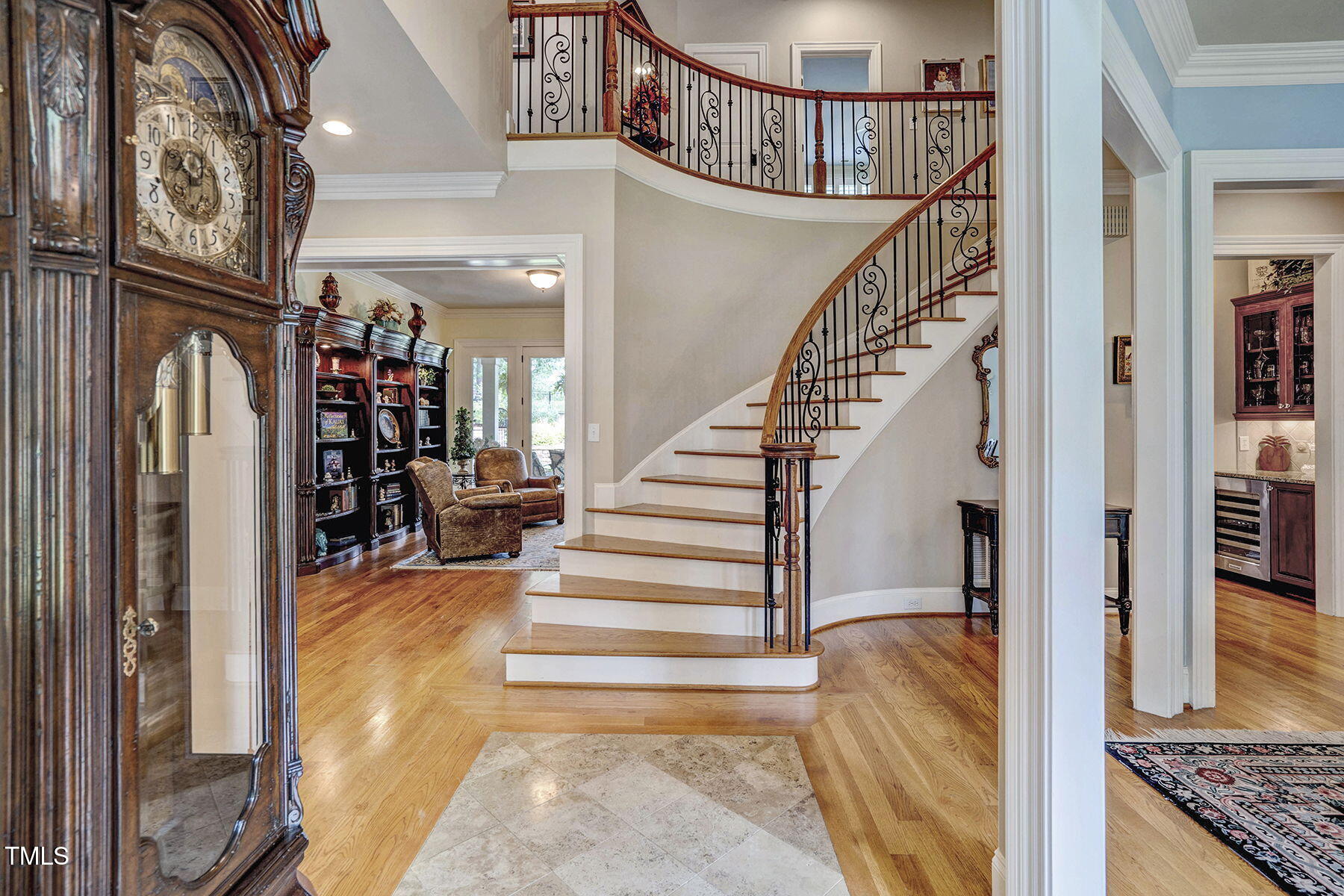 1605 Hunting Ridge Road