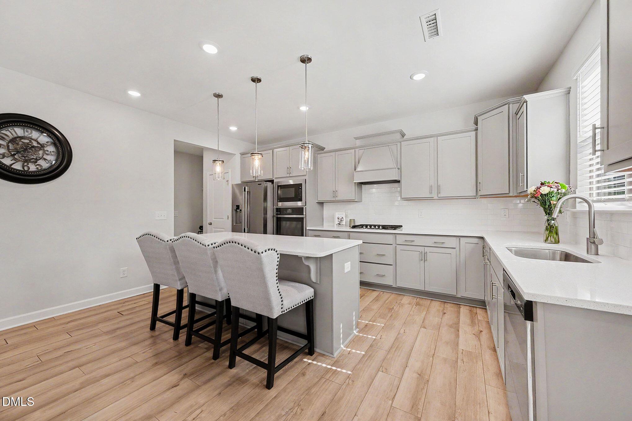 447 Forestview Crest Way