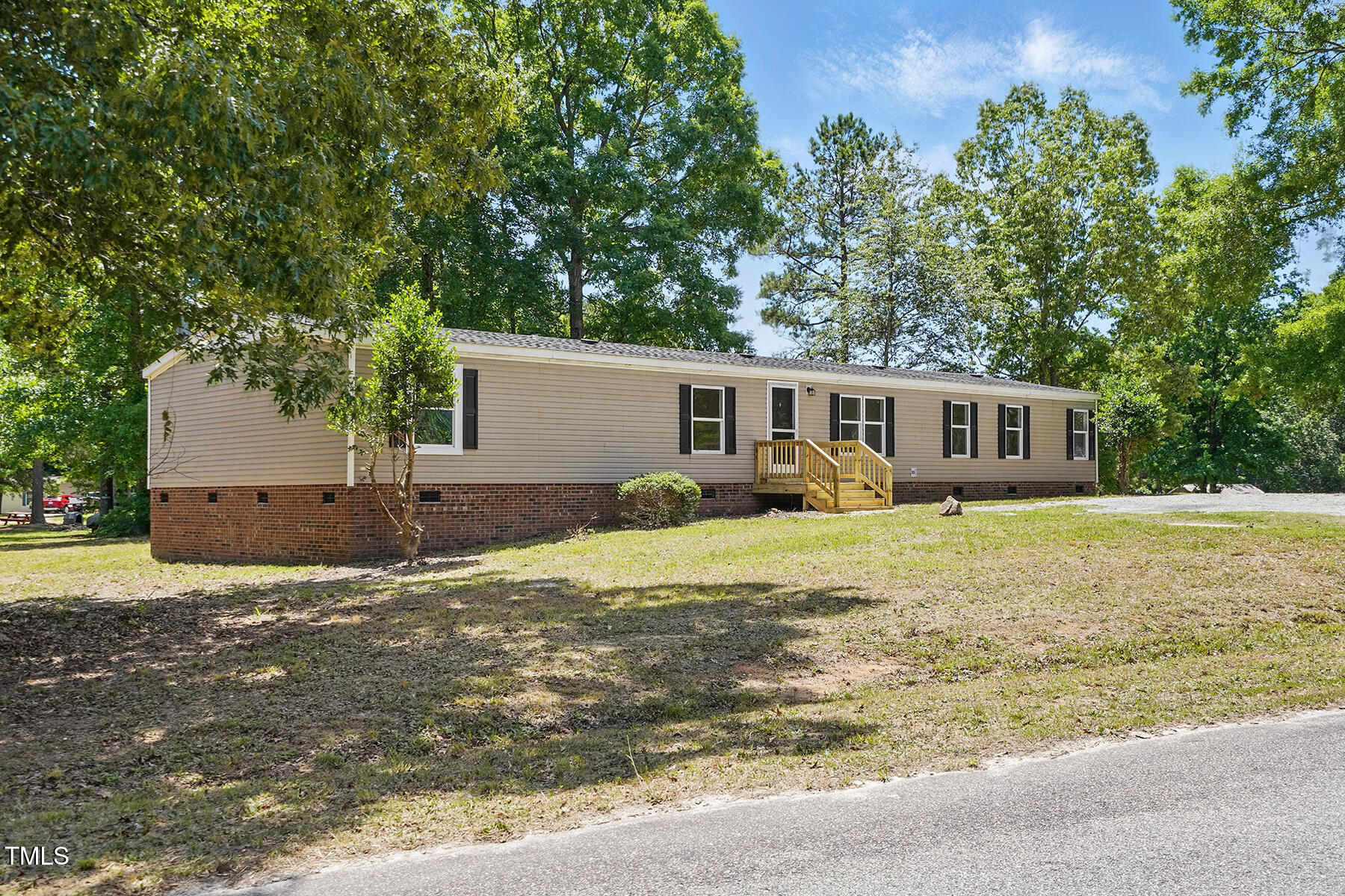 2500 Safari Drive
