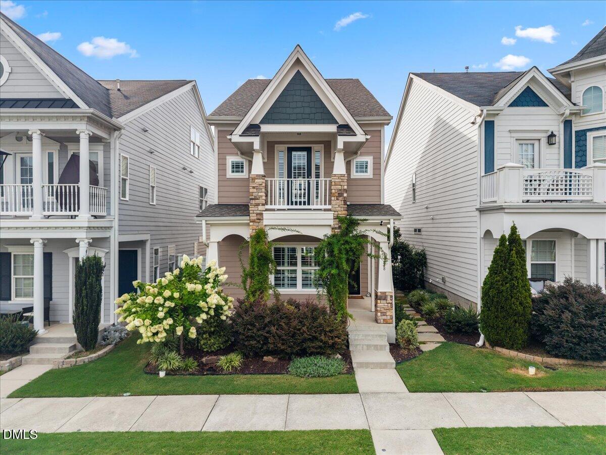 1228 Russet Lane