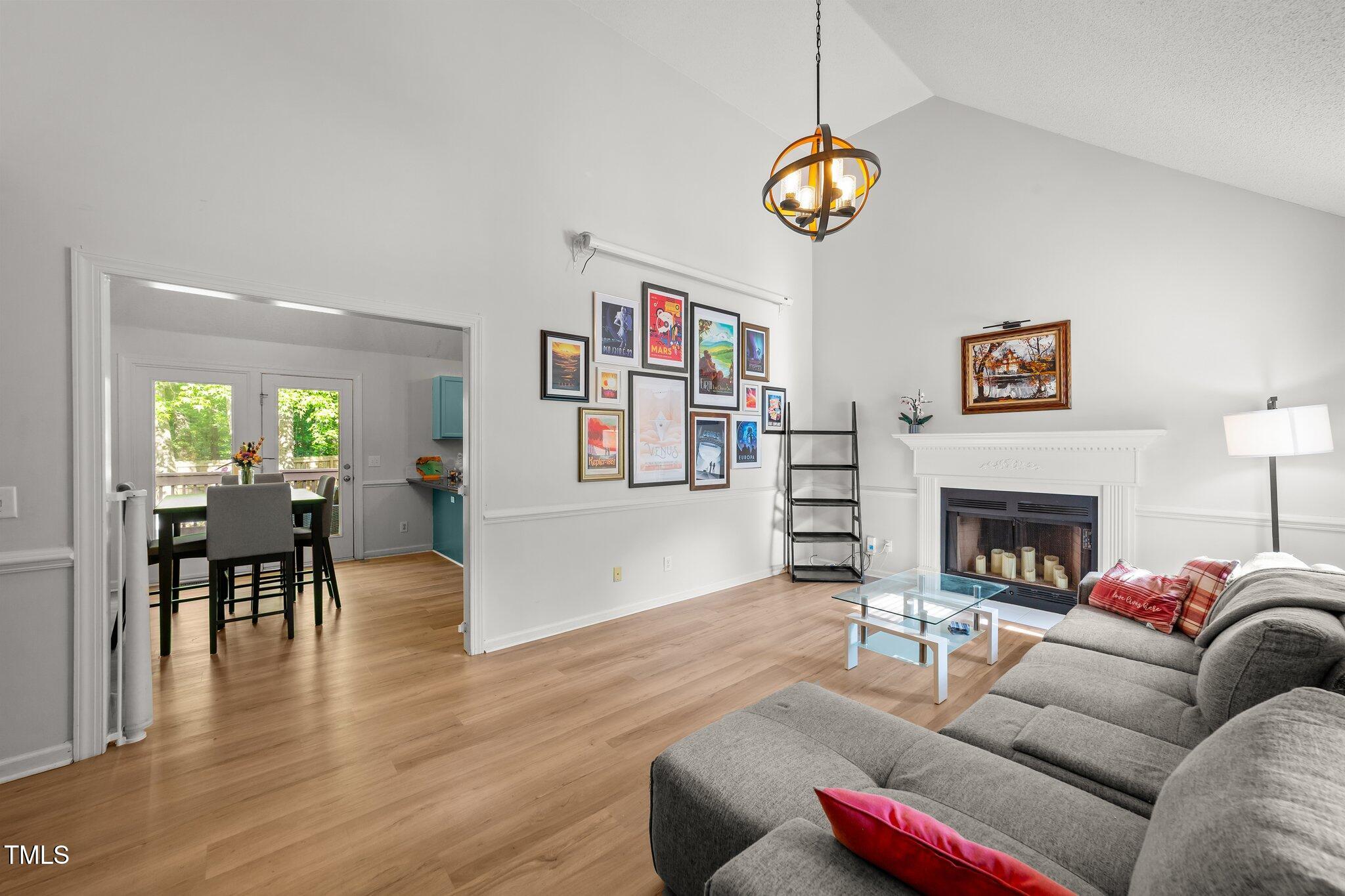 909 Alderleaf Drive