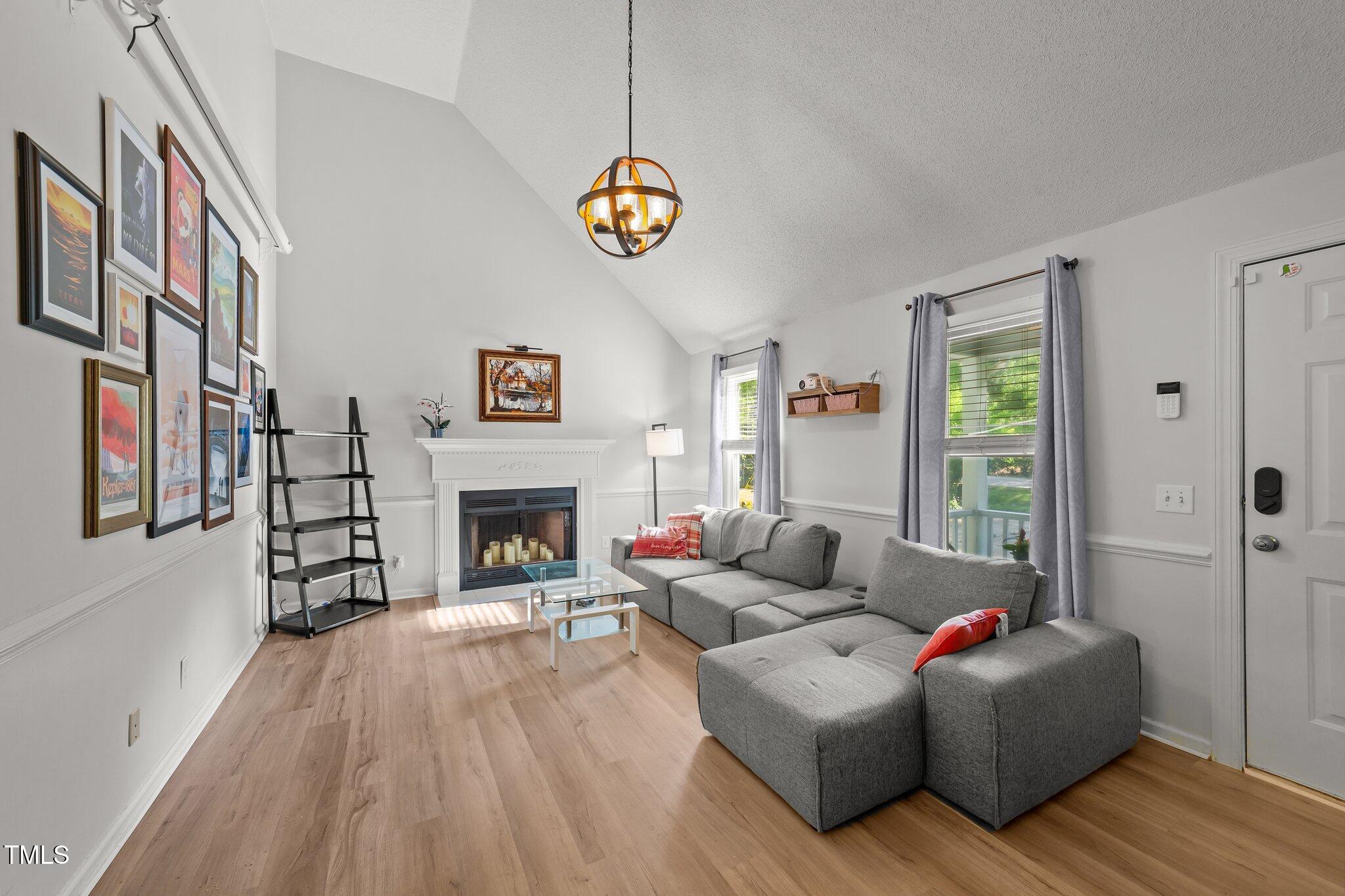909 Alderleaf Drive