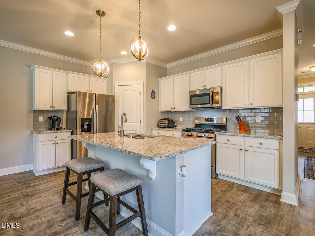 803 Townes Park Street