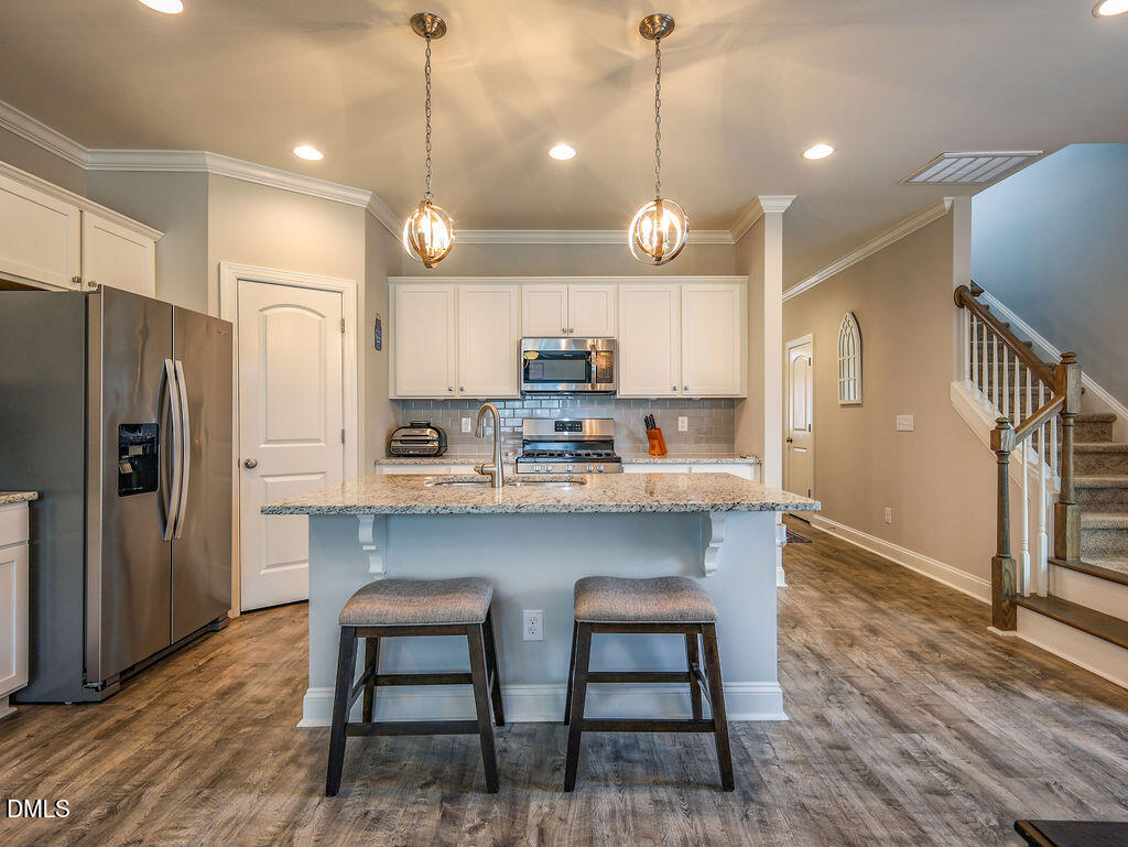 803 Townes Park Street