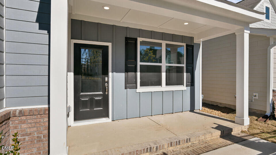 561 Lemon Daisy Lane