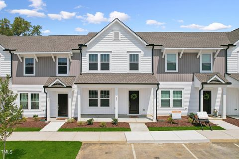 124 Camel Crazies Place 43 Lillington NC 27546