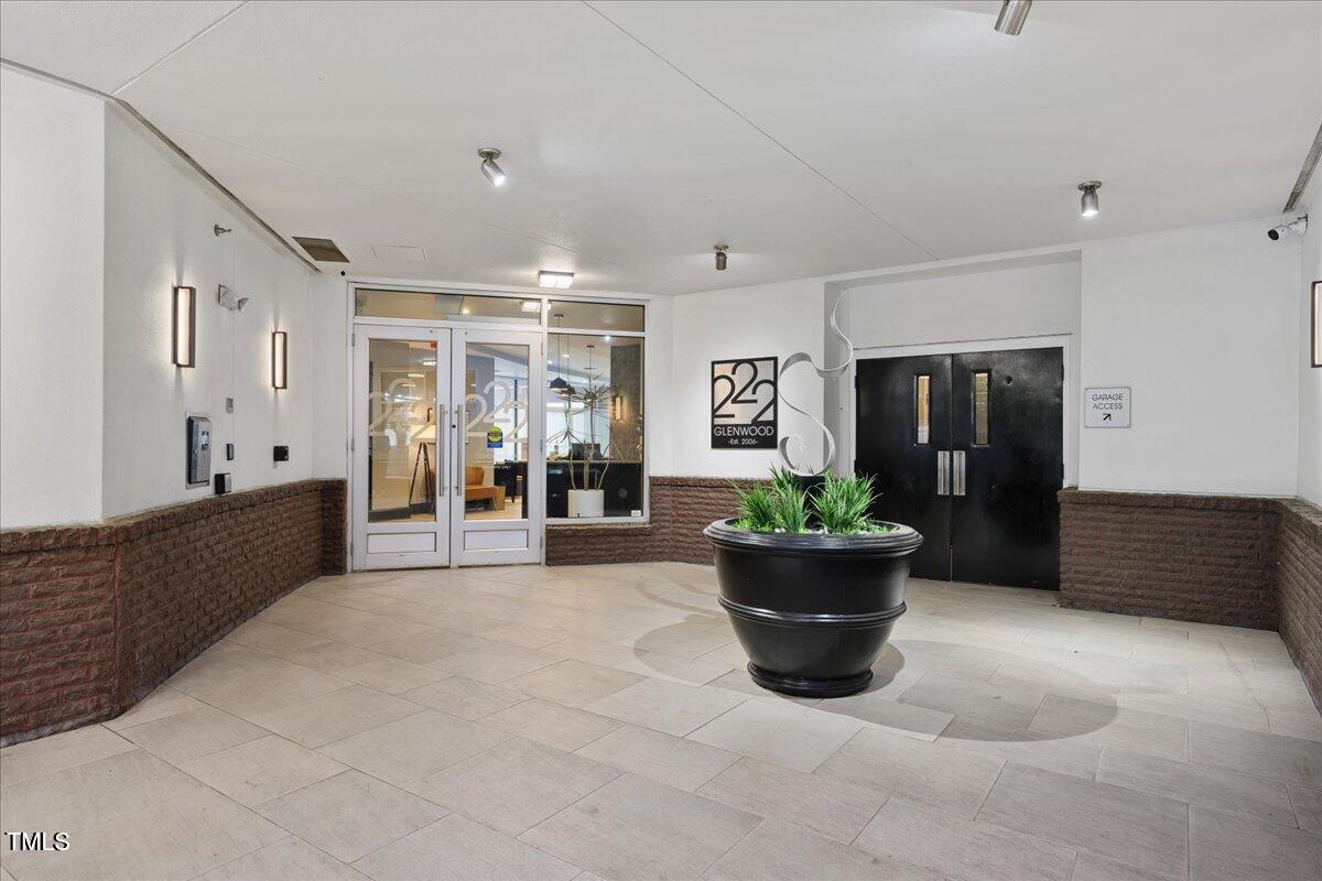 222 Glenwood Avenue # 416