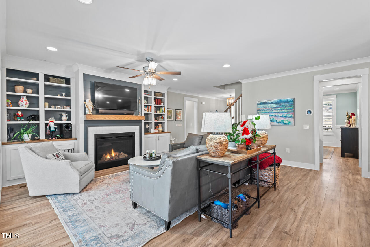 Pittsboro, North Carolina 27312, United States, 5 Bedrooms Bedrooms, ,4 BathroomsBathrooms,Residential,Pending,18420