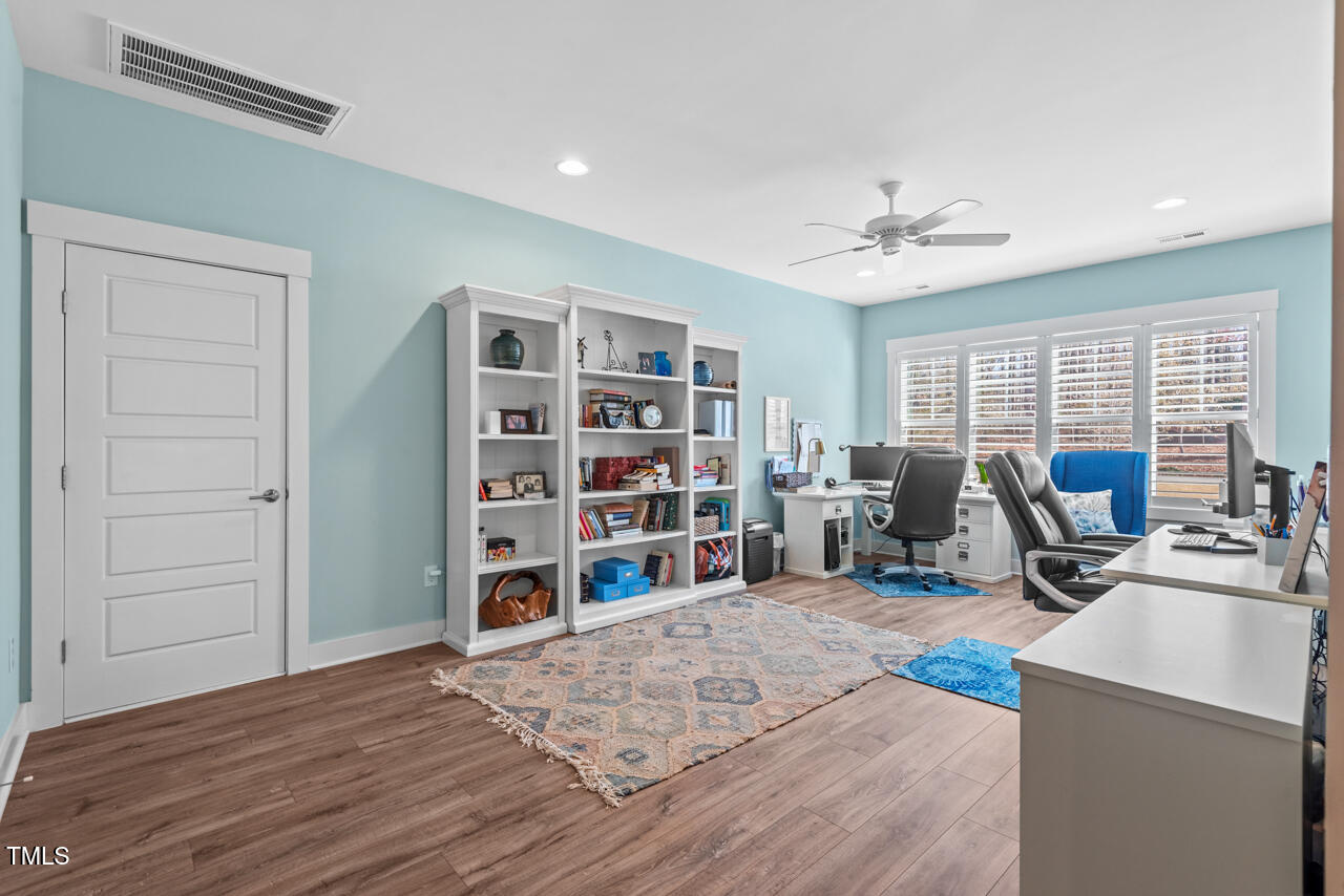 Pittsboro, North Carolina 27312, United States, 5 Bedrooms Bedrooms, ,4 BathroomsBathrooms,Residential,Pending,18420