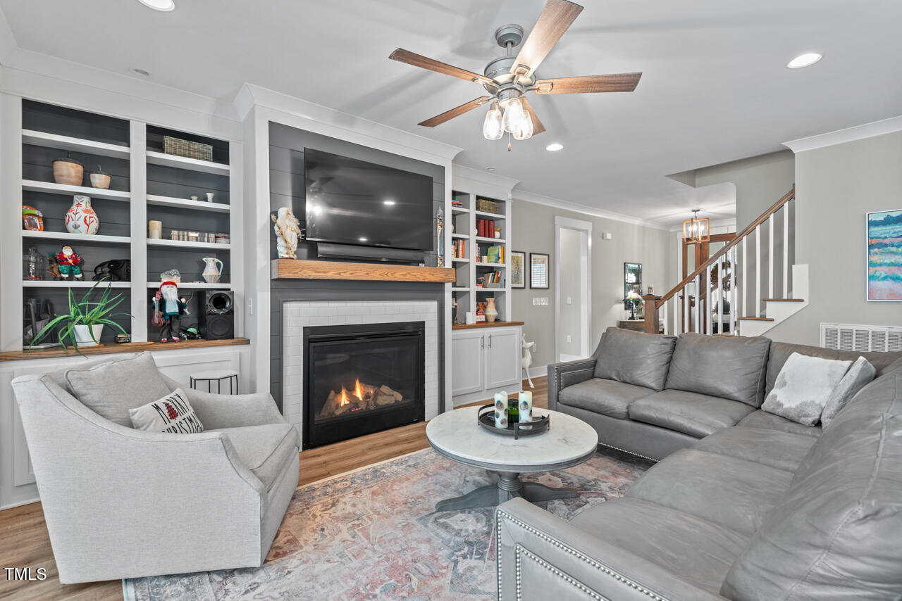 Pittsboro, North Carolina 27312, United States, 5 Bedrooms Bedrooms, ,4 BathroomsBathrooms,Residential,Pending,18420