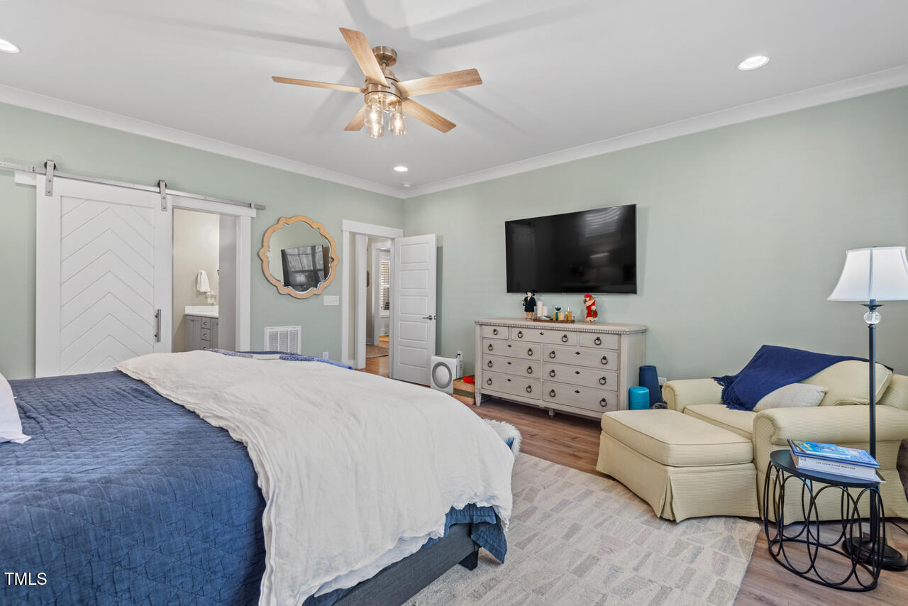 Pittsboro, North Carolina 27312, United States, 5 Bedrooms Bedrooms, ,4 BathroomsBathrooms,Residential,Pending,18420