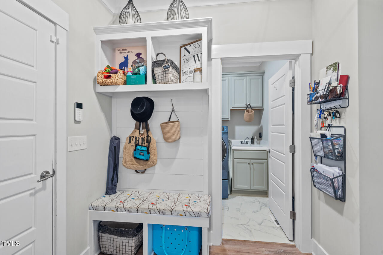 Pittsboro, North Carolina 27312, United States, 5 Bedrooms Bedrooms, ,4 BathroomsBathrooms,Residential,Pending,18420