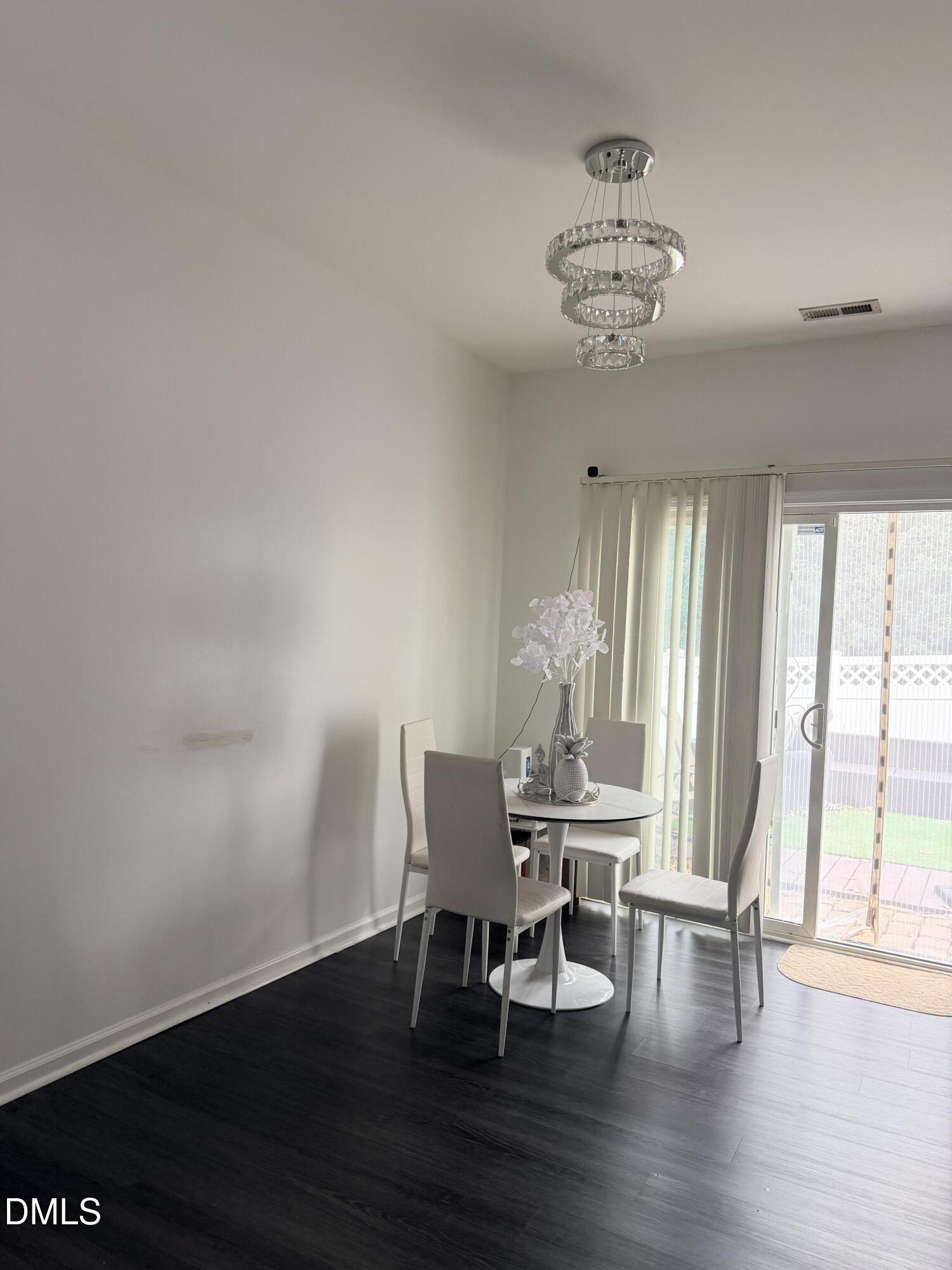 5345 Glen Canyon Road