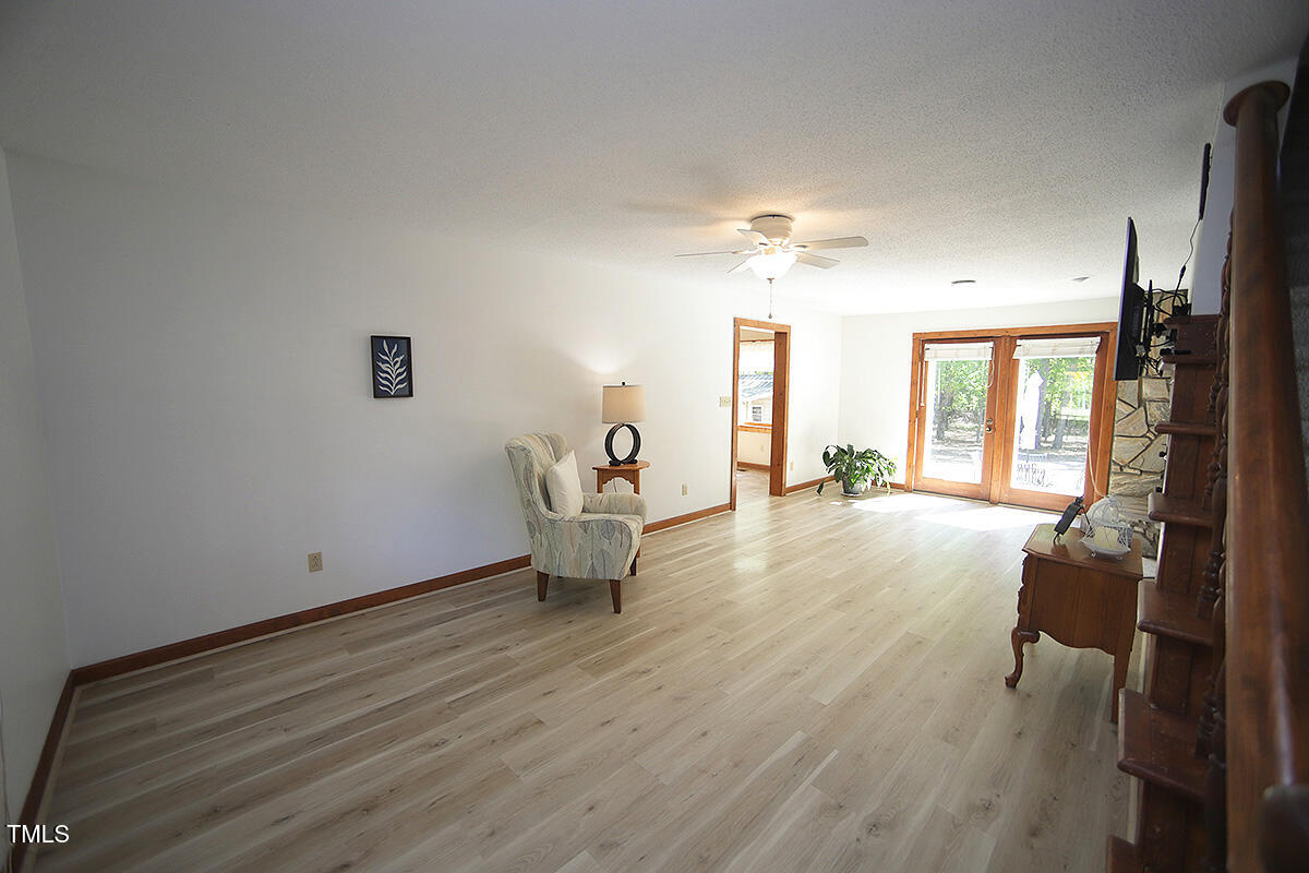 3813 W West Lake Road