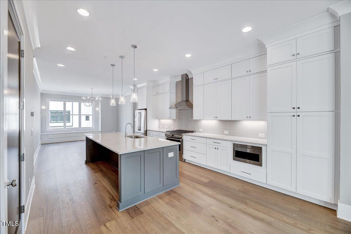 811 Maple Berry Lane 105