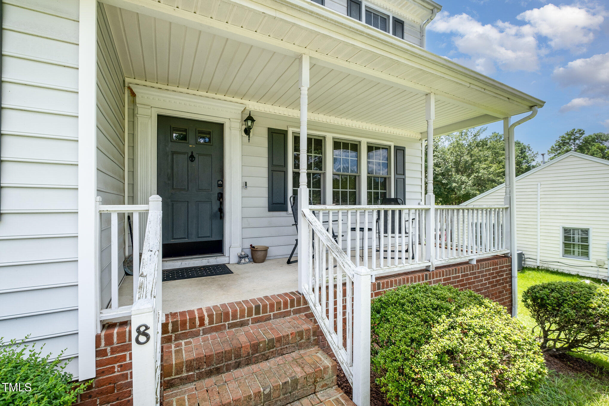 8 Colton Court