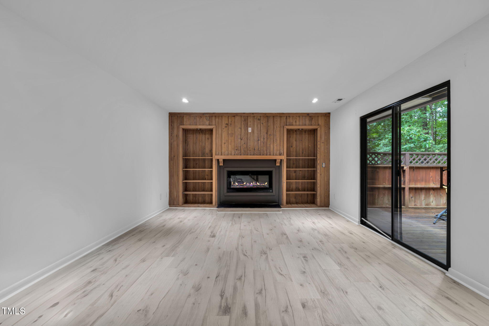 183 Summerwalk Circle