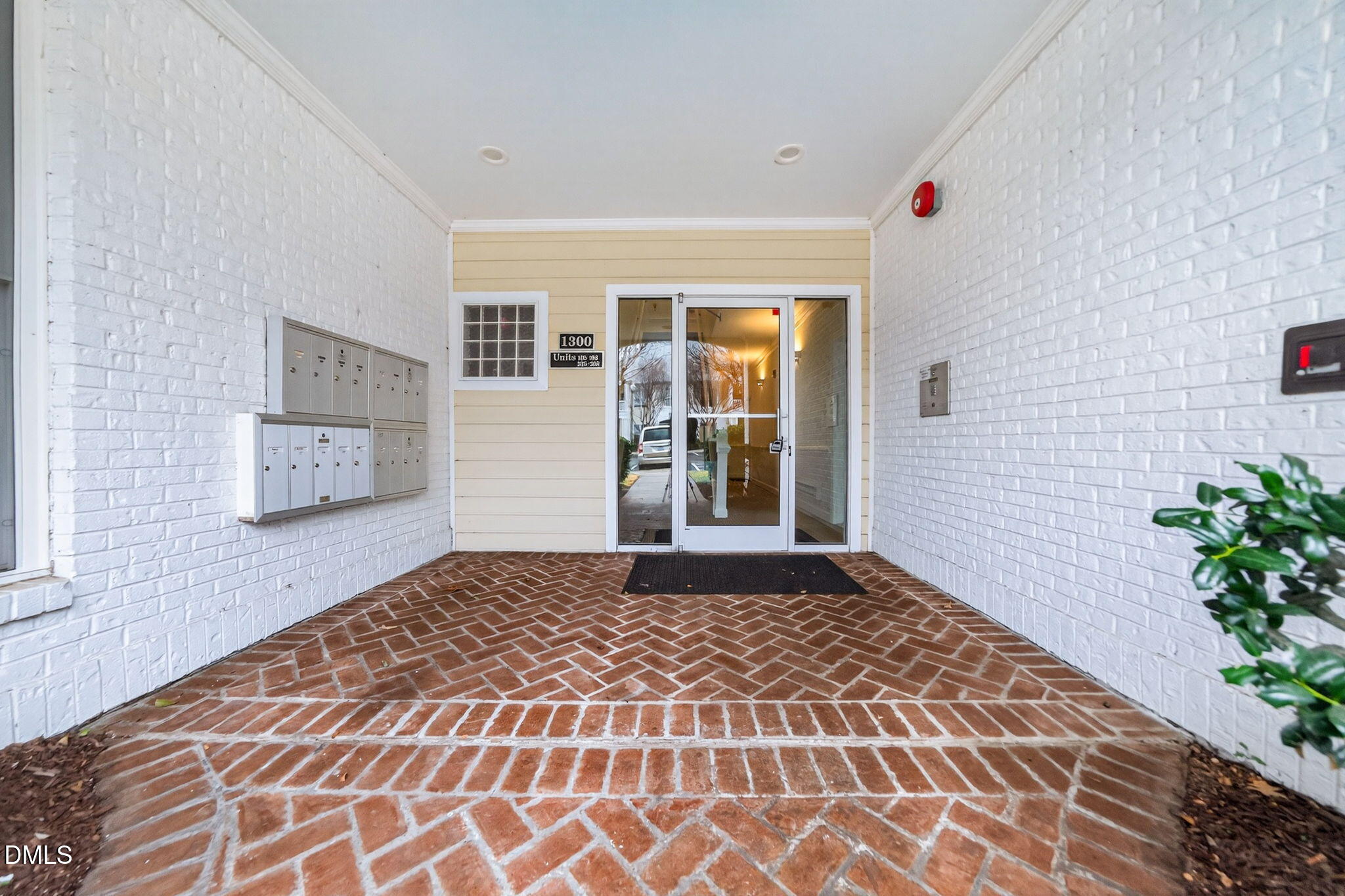 1300 Durlain Drive 105