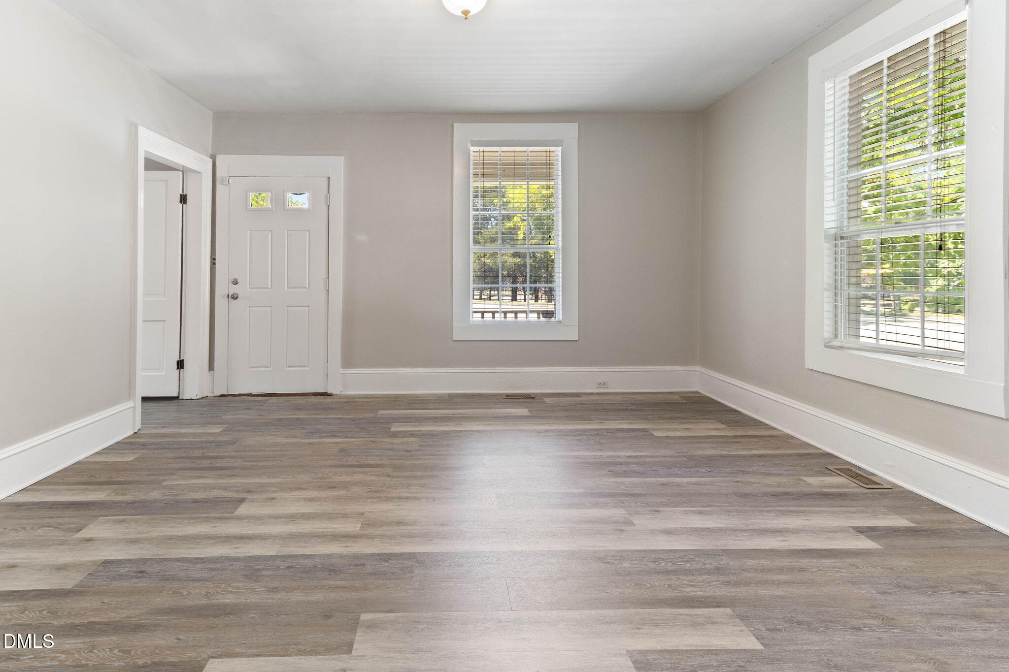 1103 Pettis Place