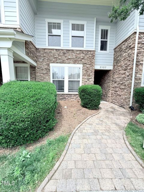 2107 Freeport Drive Cary NC 27519