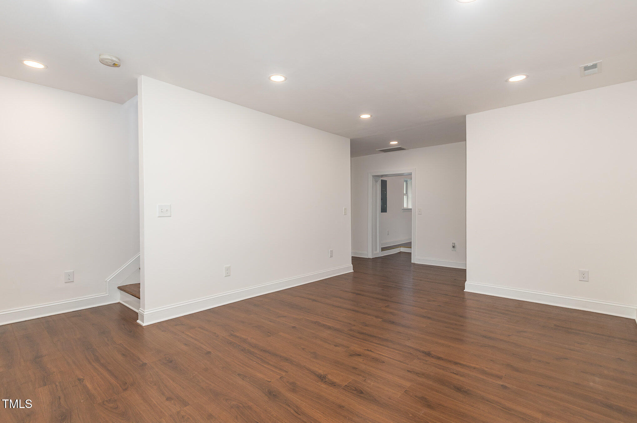464 Longfellow Street