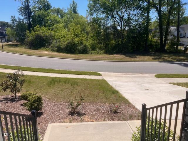 705 Blue Pointe Path