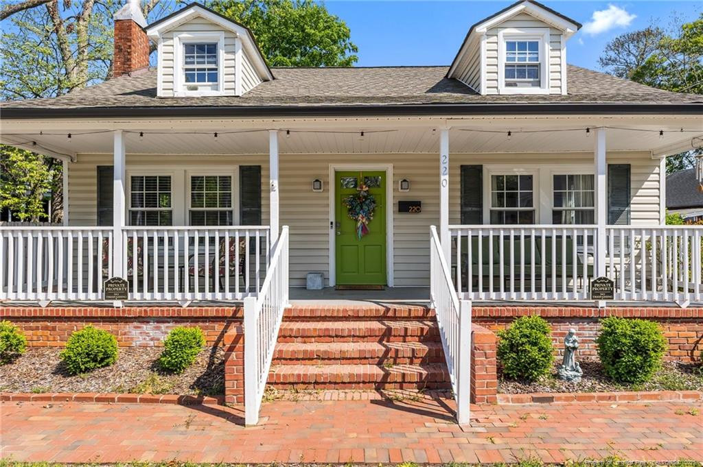 220 Bethune Street