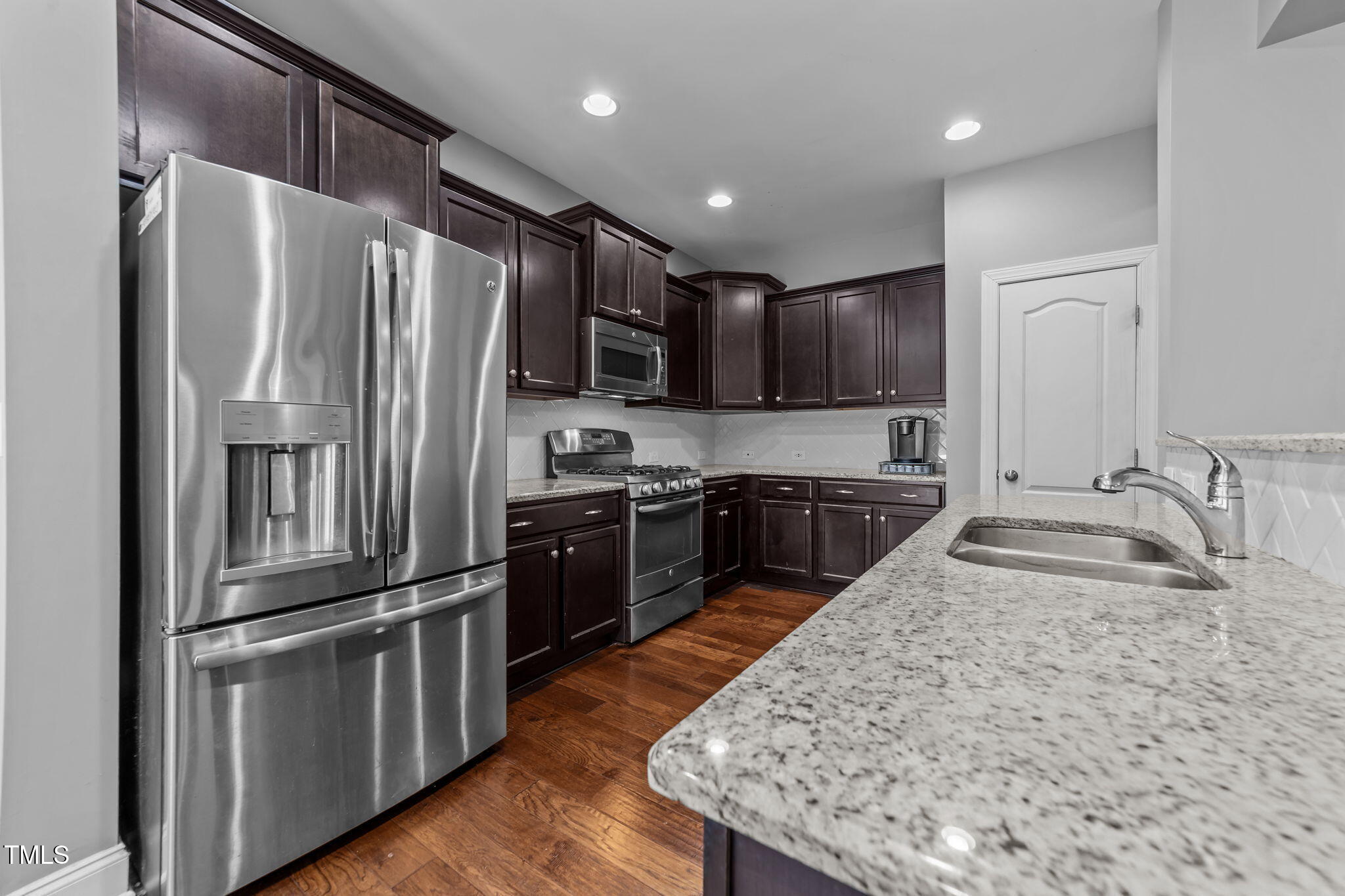 906 Sugar Tree Drive