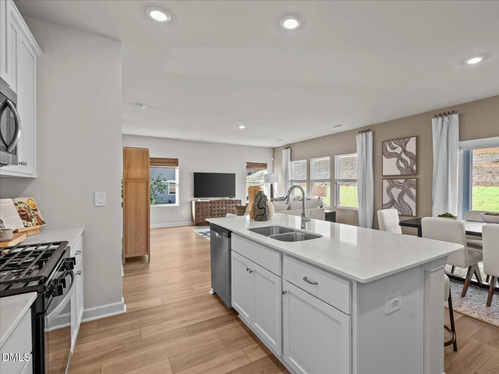 106 Thistle Patch Place