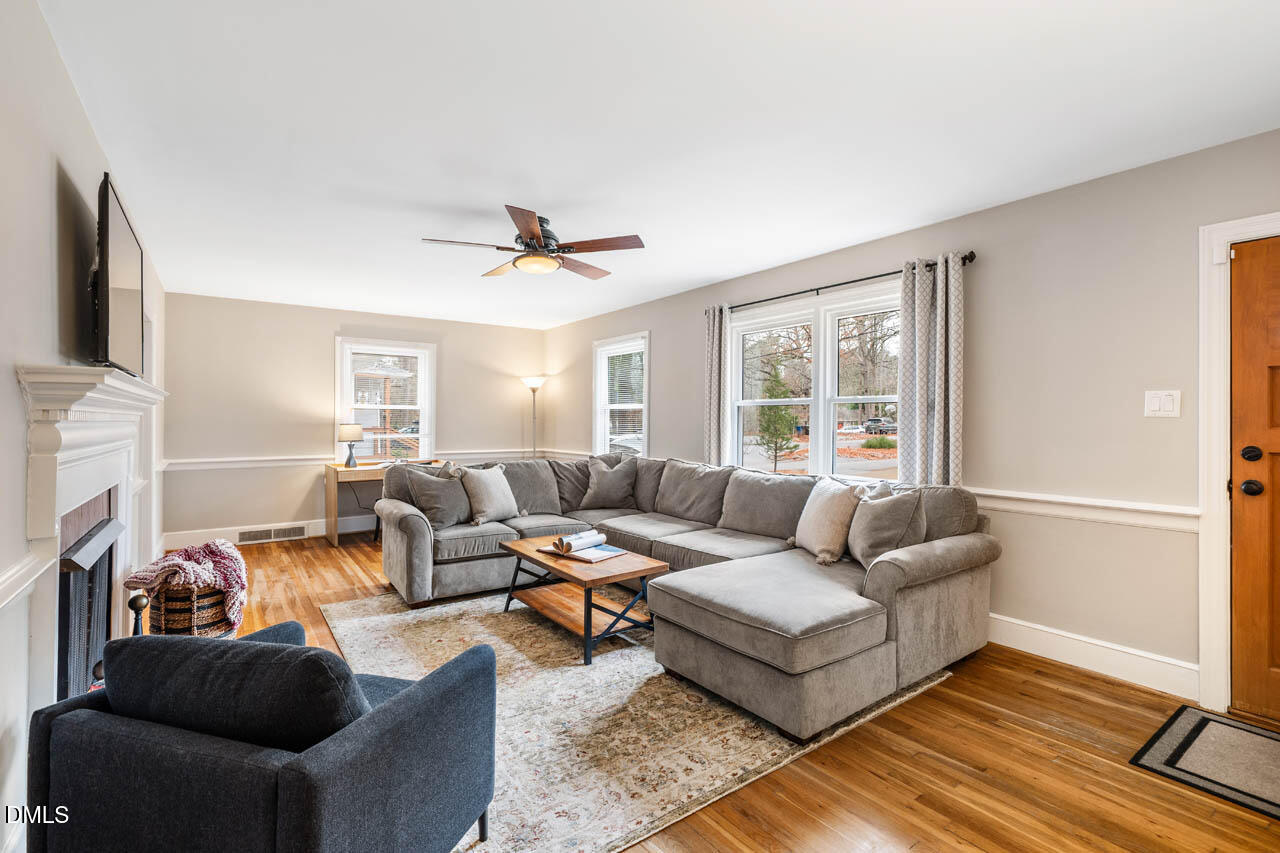 417 W Maynard Avenue