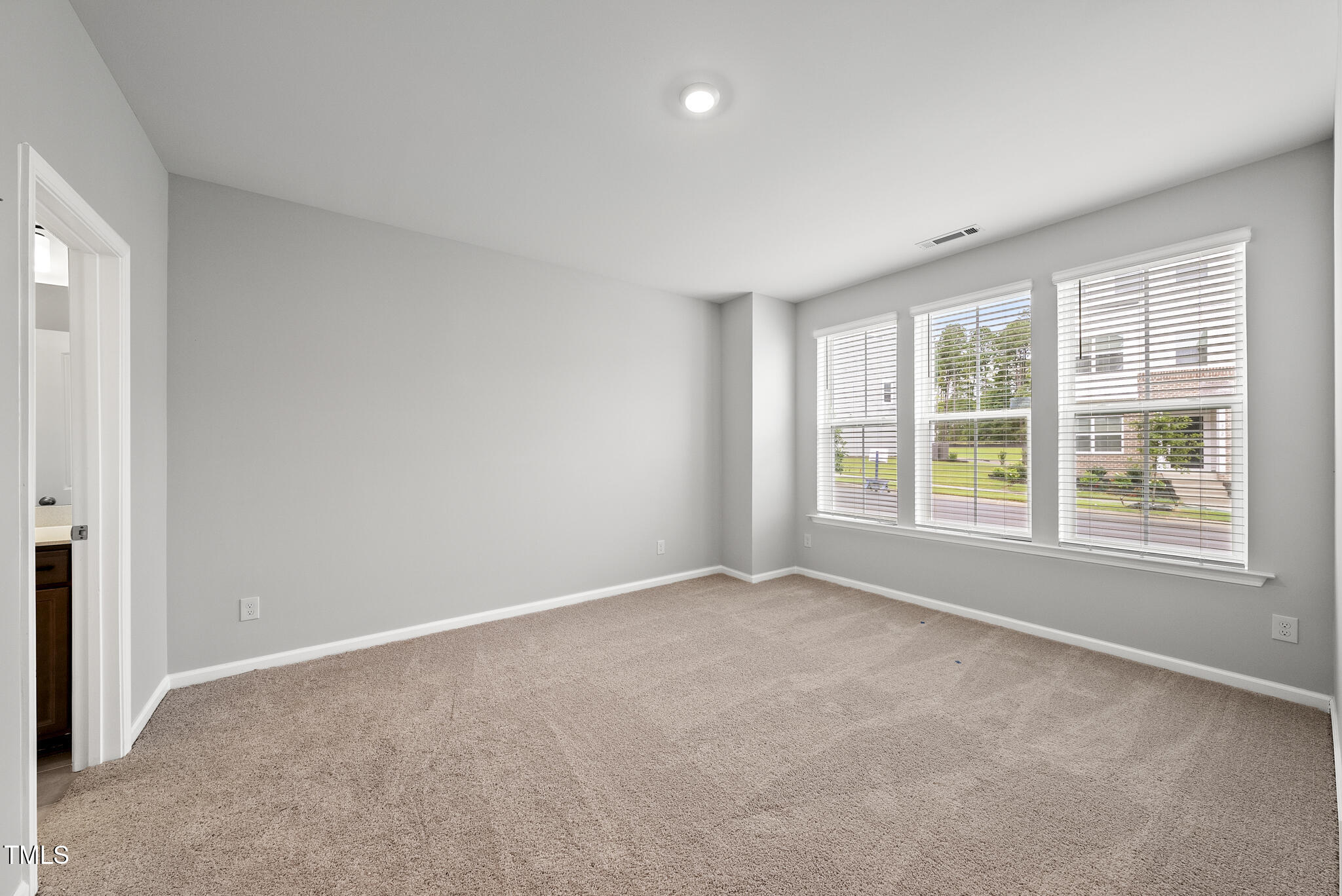 315 Chesapeake Commons Street 102