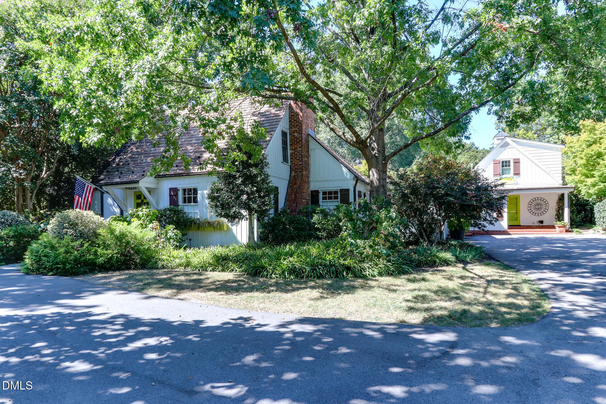 1805 Mcdonald Lane