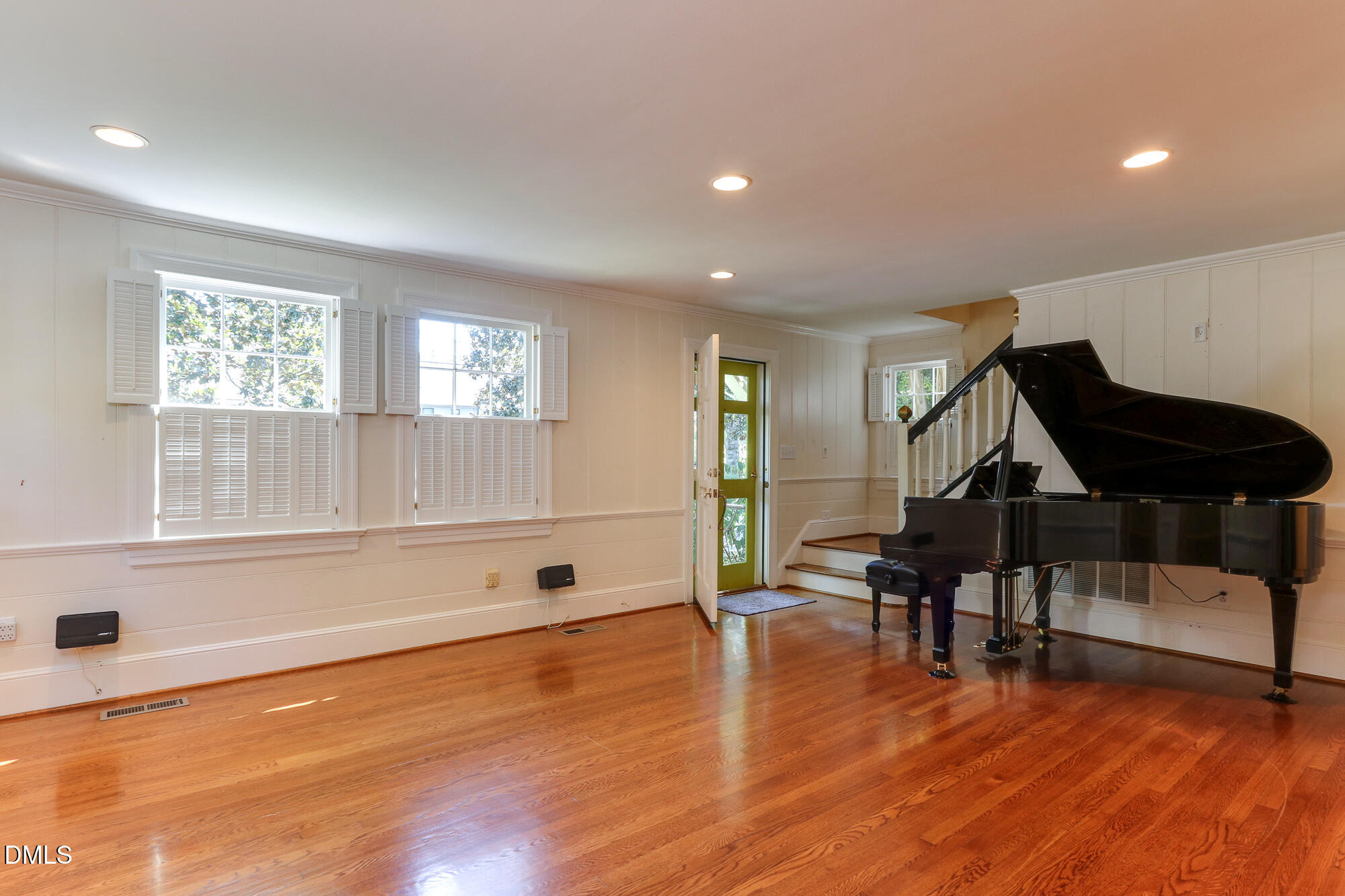 1805 Mcdonald Lane