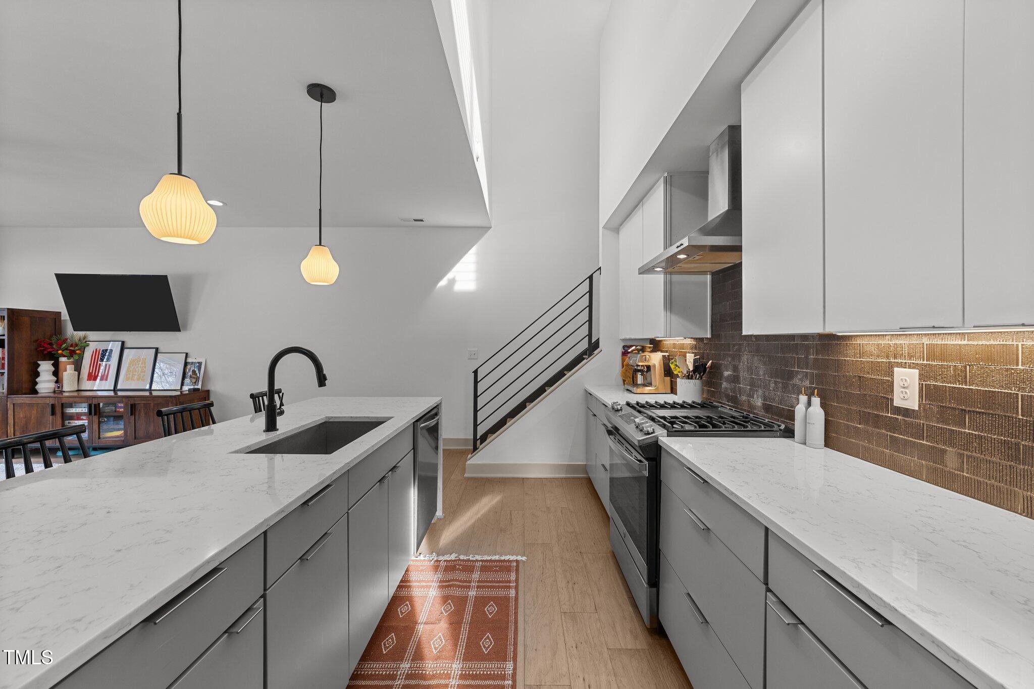 2201 Millbank Village Court 101