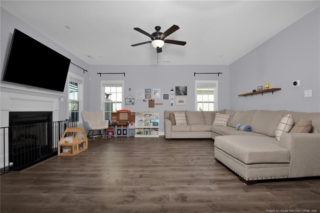 284 Weston Woods Street