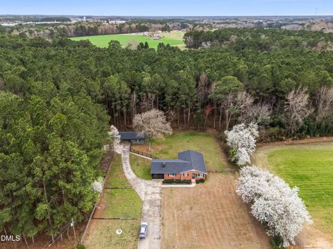 1896 Old Route 22 Kenly NC 27542